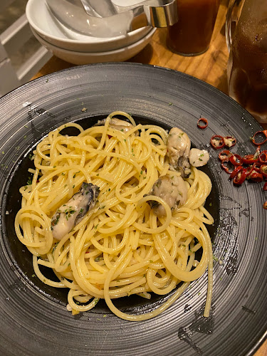 新宿 オイスターズインク - 飲食業