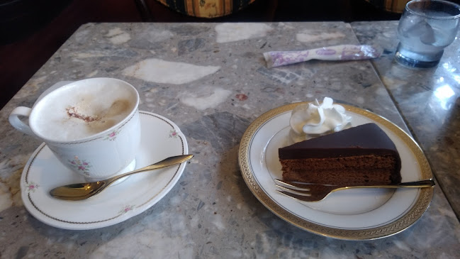 〒030-0801 青森県青森市新町１丁目１３−２１