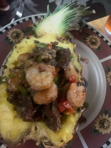 Comentarii opinii despre Elite Lounge by Mi Amor