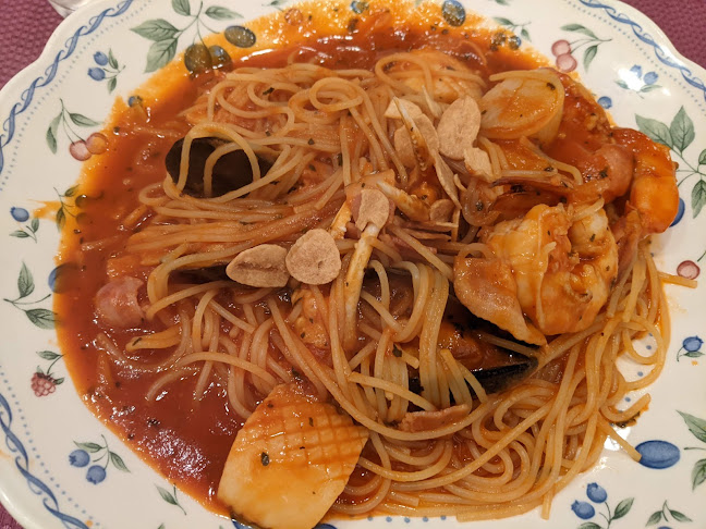 〒930-0018 富山県富山市千歳町１丁目６−１８