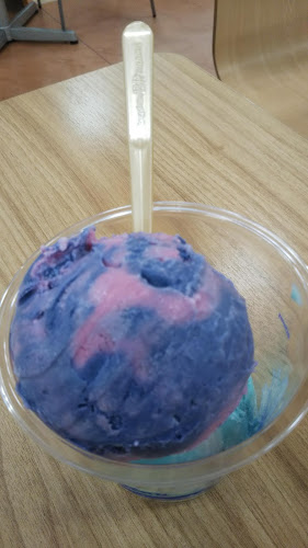 Comentarii opinii despre サーティワンアイスクリーム 幕張イトーヨーカドー店