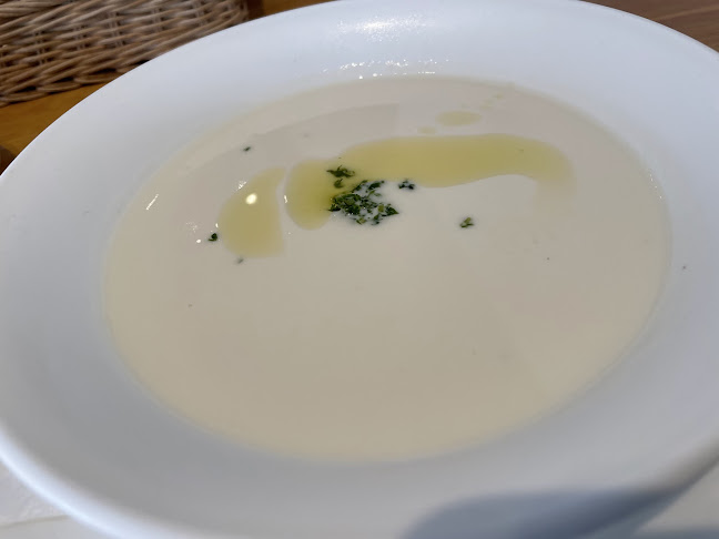 Opinii despre CUCINA クッチーナ în 小松市 - 飲食業