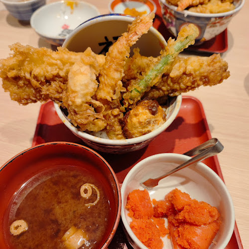 〒192-0083 東京都八王子市旭町１−１