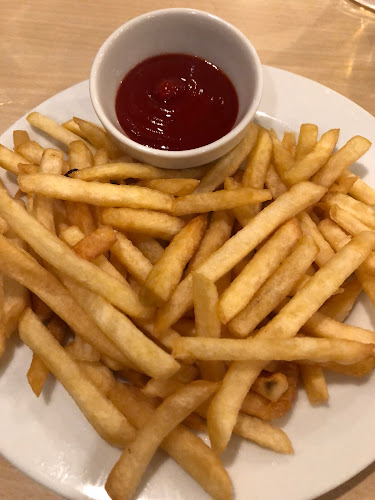 〒426-0041 静岡県藤枝市高柳２丁目９−１７