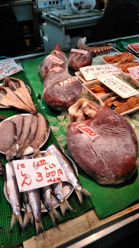 釧路和商市場 山崎鮮魚店 - 飲食業