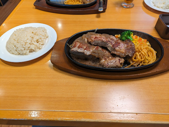 ステーキ宮 戸塚平戸店 - 飲食業