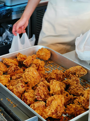 Comentarii opinii despre 唐揚げ専門 あがた商店 船越店