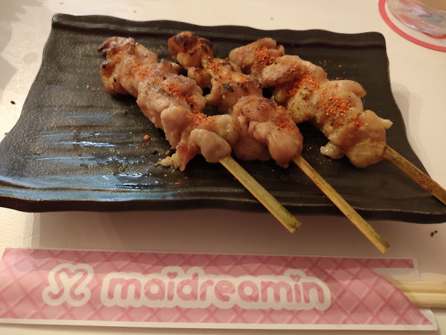 Comentarii opinii despre めいどりーみんアイドル通り店