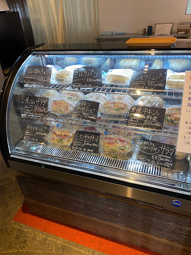 〒380-0831 長野県長野市長野東町２００