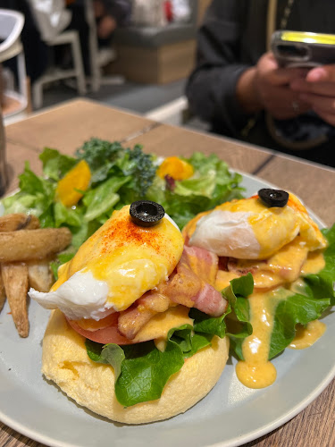 Comentarii opinii despre FLIPPER'S 梅田エスト店