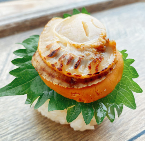 Opinii despre おにぎり専門店 FUNFUN în 阪市 - 飲食業