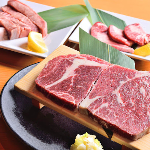 Comentarii opinii despre 焼肉きんぐ 南福島店