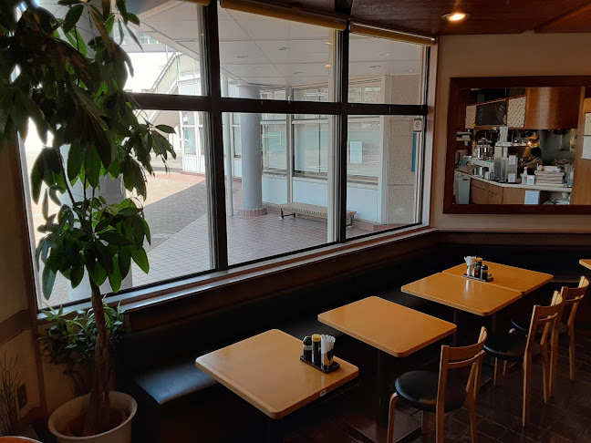 〒236-0004 神奈川県横浜市金沢区福浦１丁目５−２