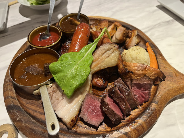 Opinii despre 横浜キッチン YOKOHAMA KITCHEN în 横浜市 - 飲食業