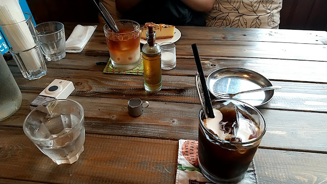 〒652-0014 兵庫県神戸市兵庫区下三条町８−１４ 1F