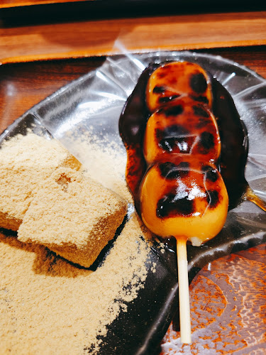 〒543-0063 大阪府大阪市天王寺区茶臼山町５ アベノ地下街 ３