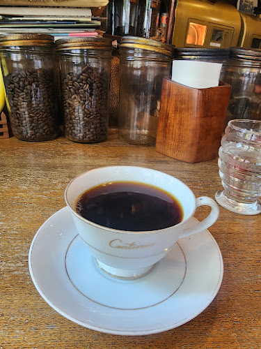 カフェ・コンティニュー - 飲食業