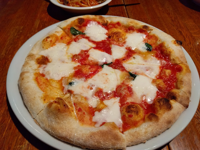 Opinii despre カプリチョーザ 河原町OPA店 în 京都市 - 飲食業