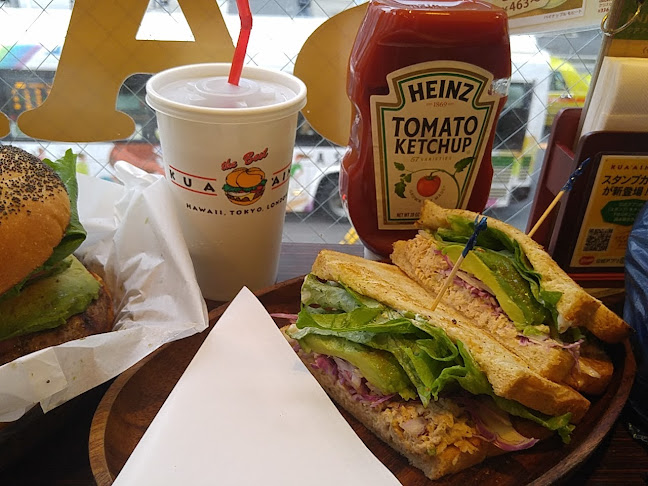 〒107-0062 東京都港区南青山５丁目１０−２１