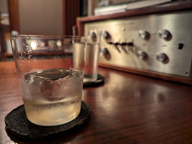 BAR NICA - 新宿区