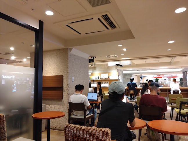 Opinii despre タリーズコーヒー アトレ吉祥寺店 în 武蔵野市 - 飲食業