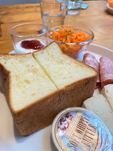 Comentarii opinii despre パンとエスプレッソと花束を