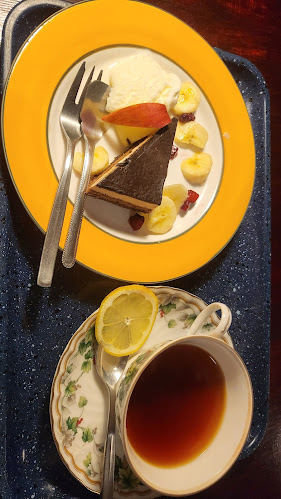 〒730-0853 広島県広島市中区堺町１丁目５−１５