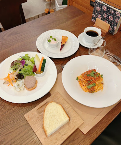 Opinii despre トラットリア・アルベロ în 千葉市 - 飲食業