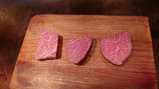 〒730-0022 広島県広島市中区銀山町１２−２０ ８７ビル 1階