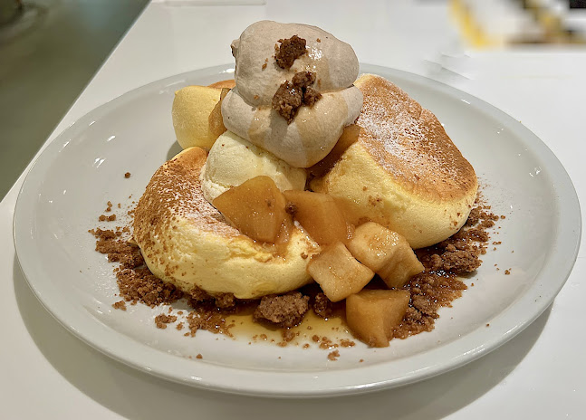 〒530-0017 大阪府大阪市北区角田町３−２５ 梅田エスト １Ｆ