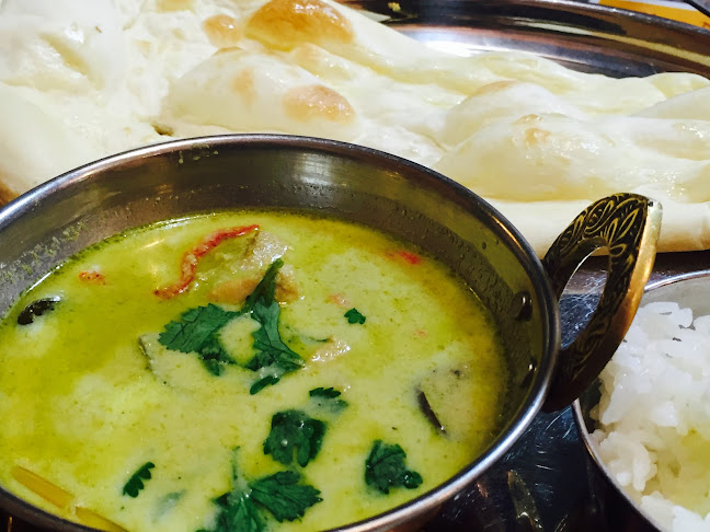 アジアンダイニング＆バーママパパ - 飲食業