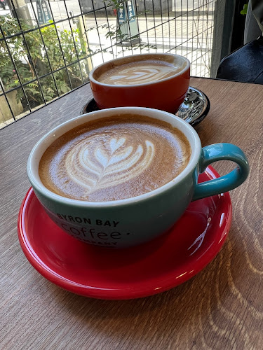 Comentarii opinii despre バイロンベイコーヒージャパン 日本橋店