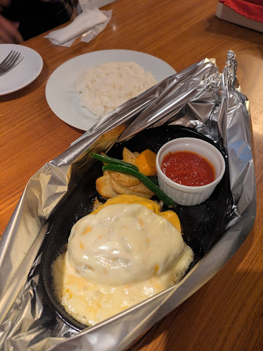 Opinii despre pizza & dining Fes în 深谷市 - 飲食業