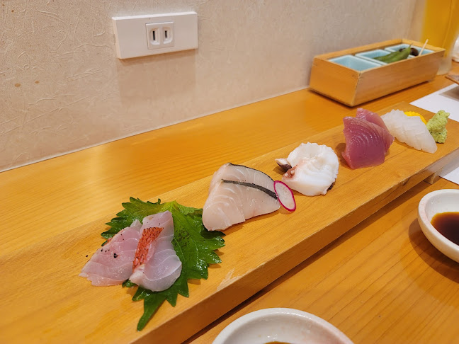 Comentarii opinii despre 居酒屋割烹 新粋