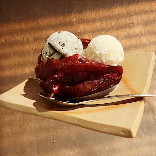 〒542-0073 大阪府大阪市中央区日本橋２丁目１３−１２