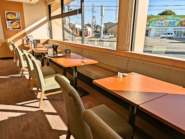 とんから亭 一宮牛野店 - 飲食業