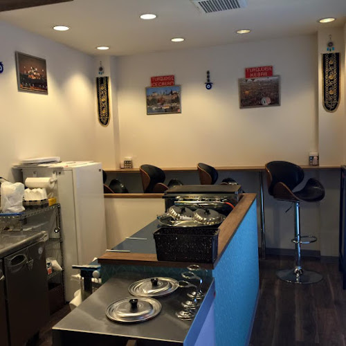 Comentarii opinii despre ターコイズ ケバブ