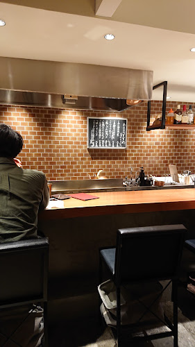 鉄板焼と野菜へいきゅう - 飲食業