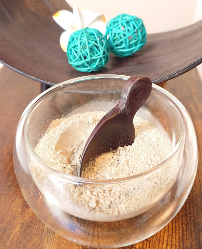 Opinii despre 琉球足湯スパ＆カフェ @See You あしーゆ în 国立市 - 飲食業