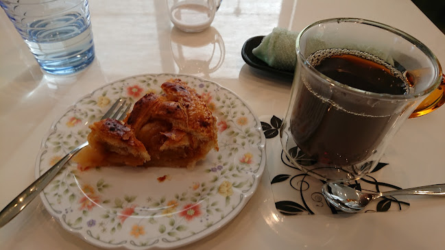 おはなしCafe白い花 - 飲食業