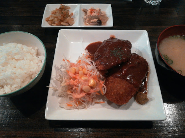 〒652-0014 兵庫県神戸市兵庫区下三条町８−１４ 1F