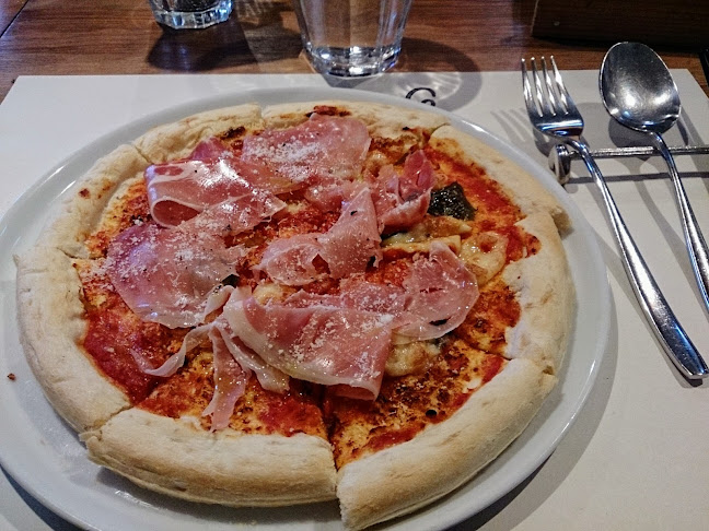 Opinii despre ラ・ジェンマ în 新発田市 - 飲食業