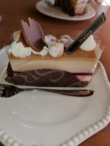 〒234-0056 神奈川県横浜市港南区野庭町１２６２−１