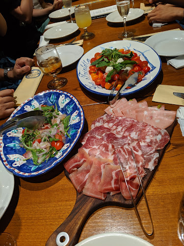 La TRIPLETTA ラ・トリプレッタ - 品川区