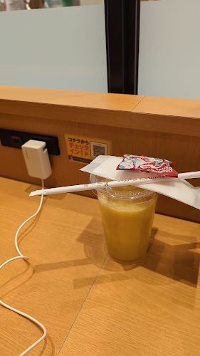 Opinii despre コメダ珈琲店 エスカ店 în 名古屋市 - 飲食業