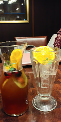 Comentarii opinii despre 星乃珈琲店 静岡曲金店