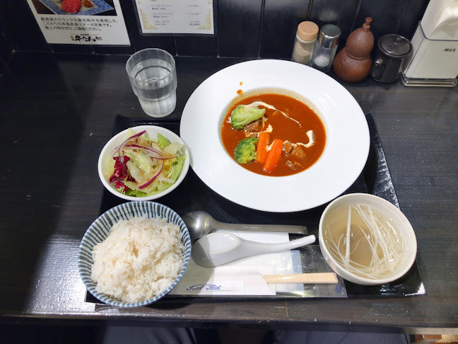 Comentarii opinii despre 炭焼牛たん東山 沖縄リウボウ店