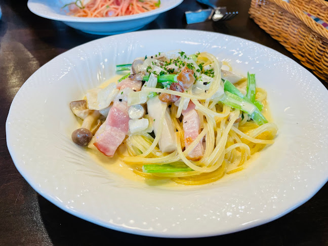 ピアチェーレ - 飲食業