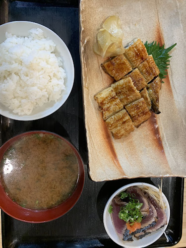 海鮮処まるうえ - 飲食業