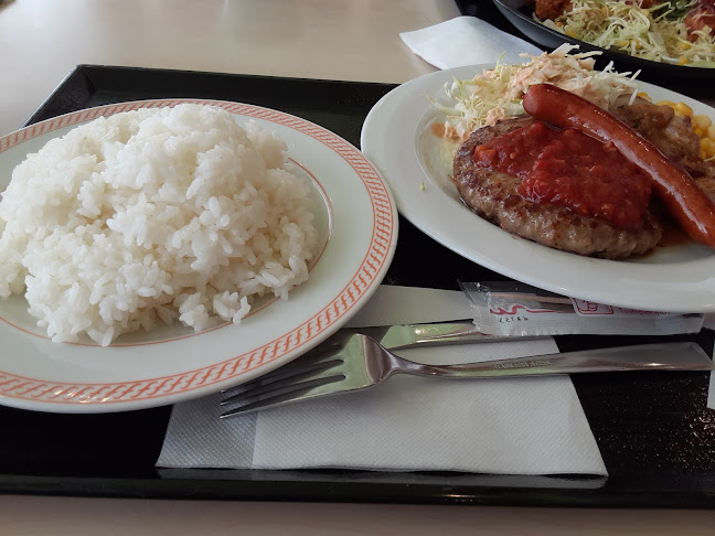 〒901-2111 沖縄県浦添市経塚652ｰ1